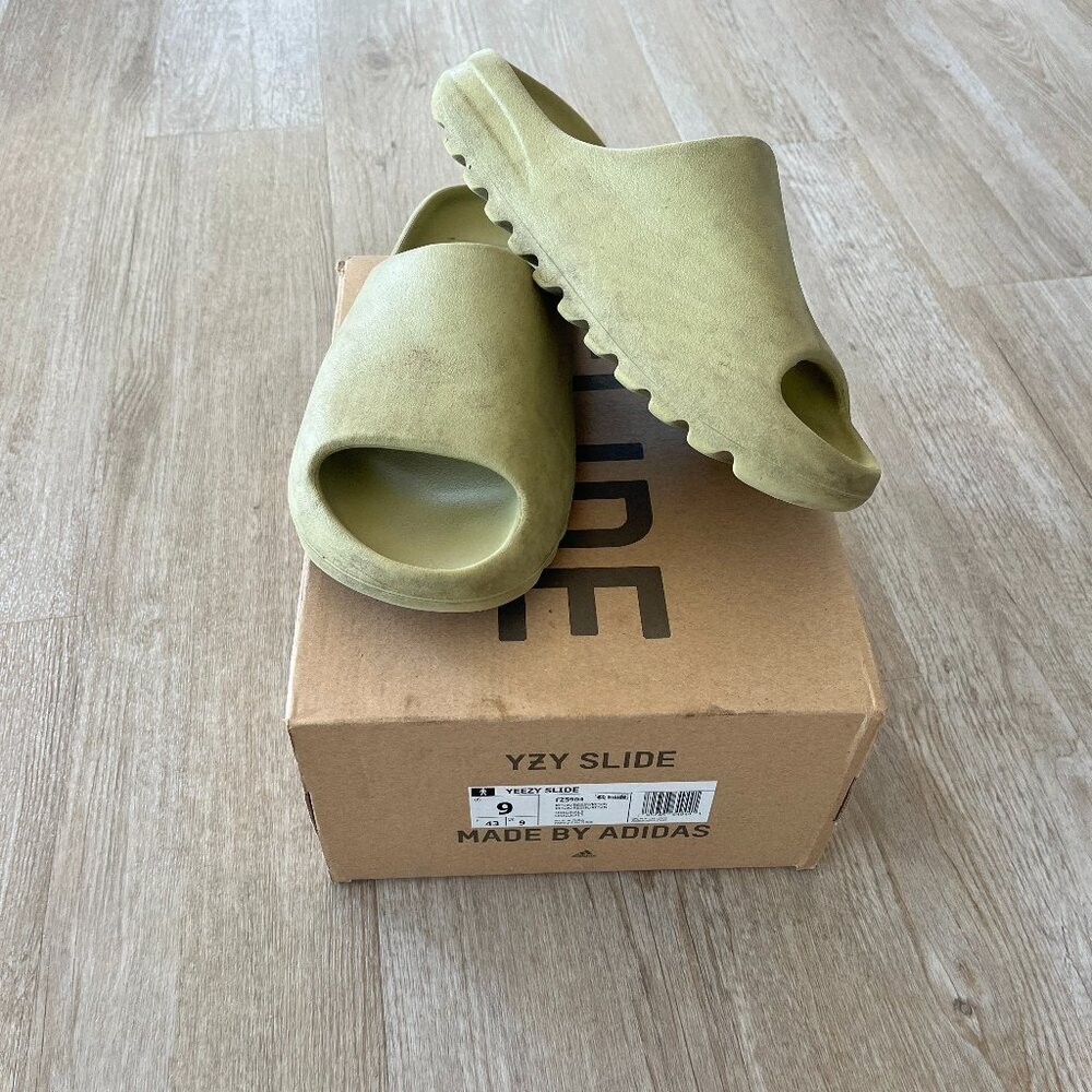 Mens Adidas Yeezy Slides - Resin - FZ5904 - 9